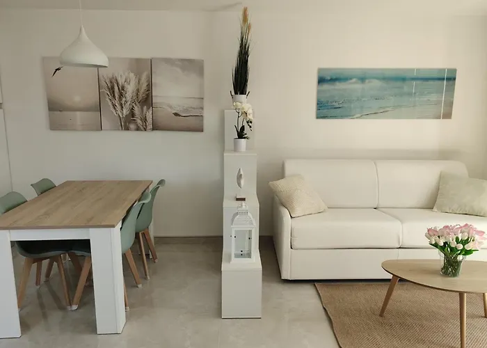 Maxine Mare Blu - Sleeps 4 - 3 Mins To Apartamento *